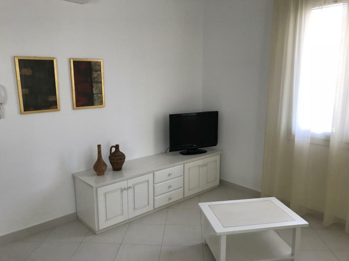 Casa Gigi Appartement Olbia Buitenkant foto